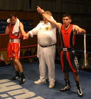 Sieger nach Punkten: Aziz Nabiyev vom Boxring TSV Stein!
